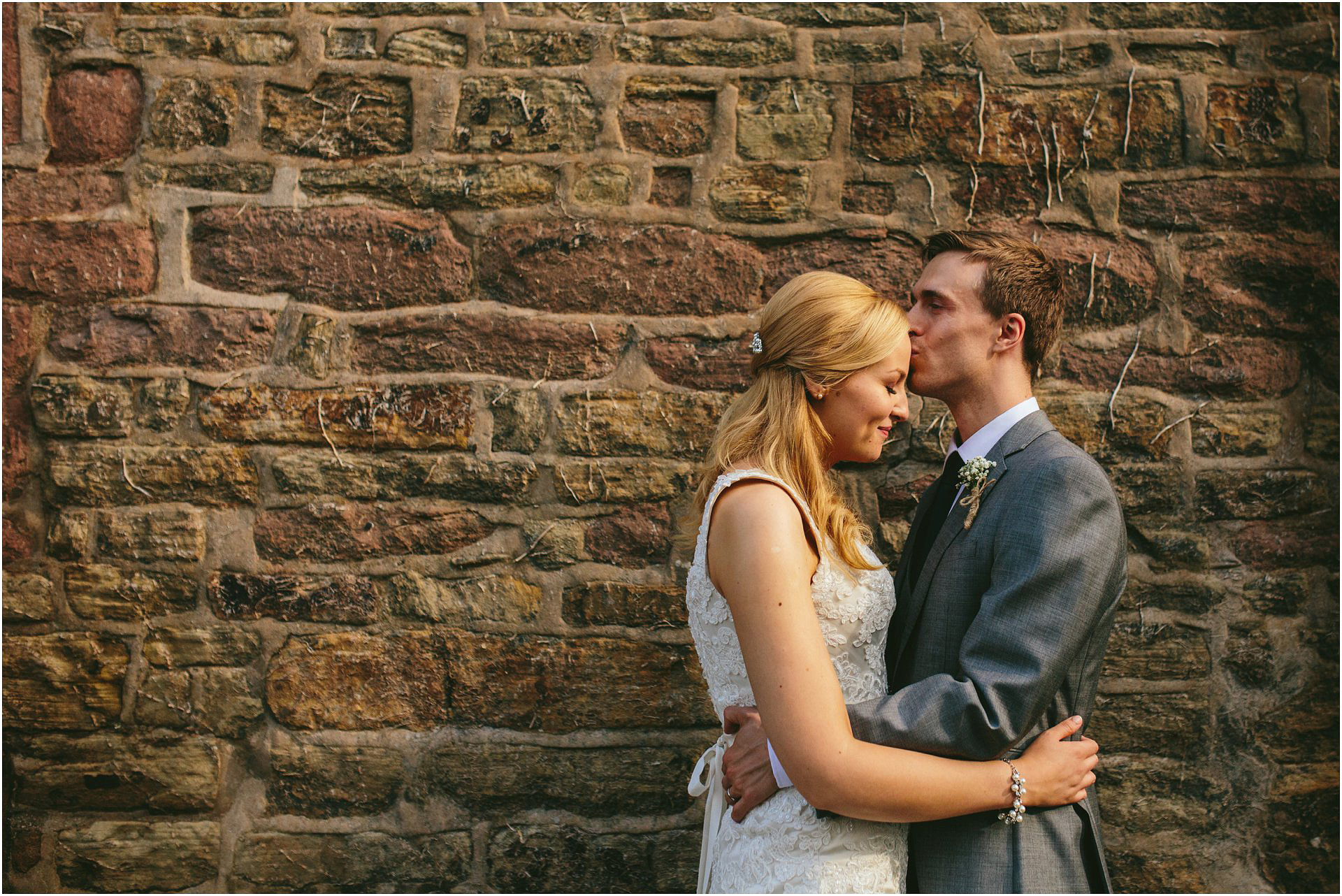 Hyde Bank Farm, Cheshire wedding photography – Shona and Mike sneak peek